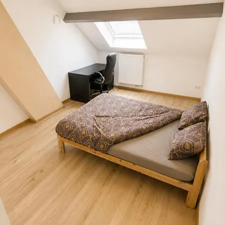 House In Ideal For Families Et Professionals *