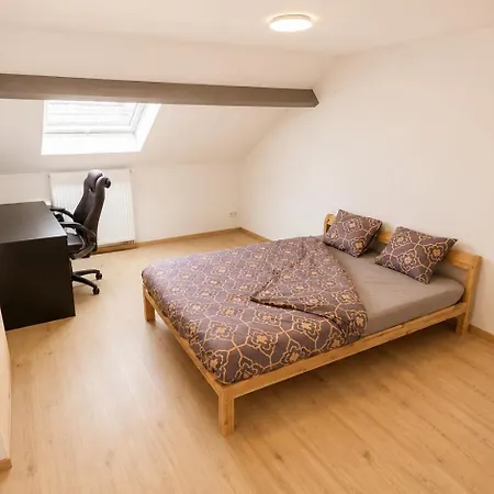 House In Ideal For Families Et Professionals Ferienhaus Charleroi